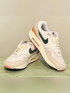 Nike Air Max 1 All Petals United Sail / Light Bone / Fir Size 7.5
